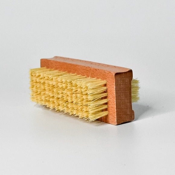 Vegane NagelbürsteBlattwende